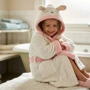 girl_wearing_cotton_bathrobe